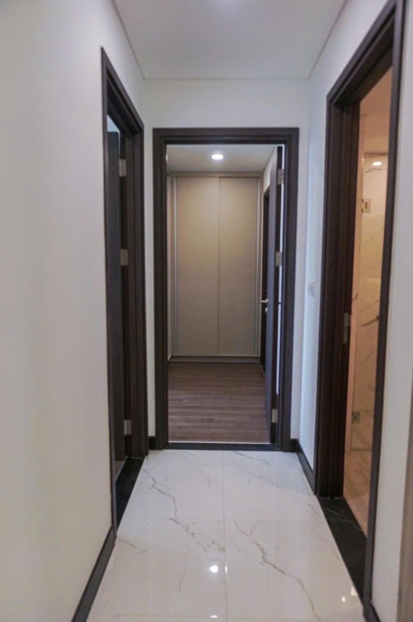 Rivergate Luxury High Floor Apartment