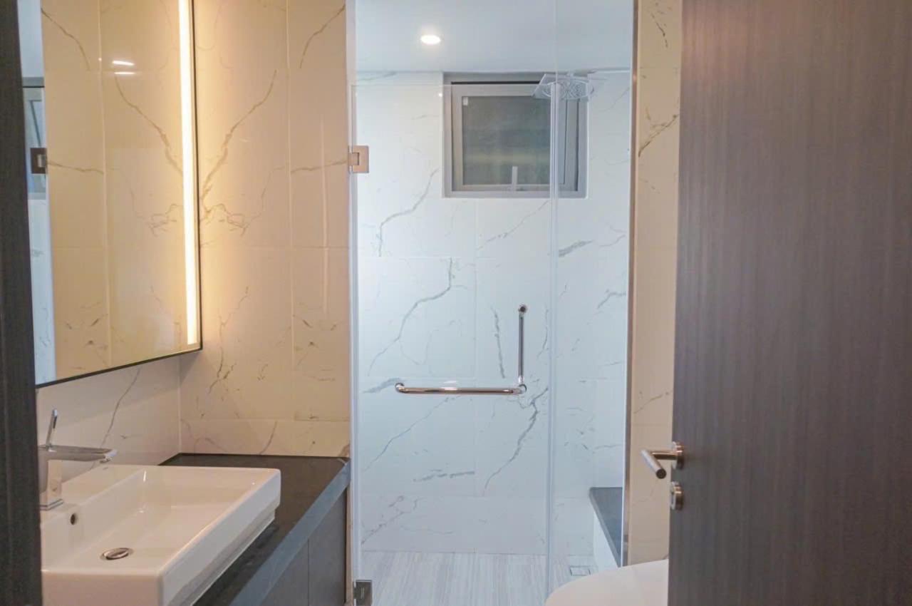 Rivergate Luxury High Floor * TP. Hồ Chí Minh